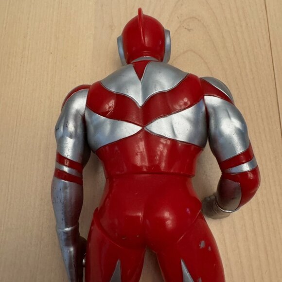 1990 Tsuburaya China 8" Ultraman Action Figure Red Silver - Picture 4 of 8